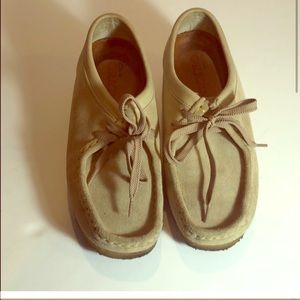 WALLABEES! Good Condition!